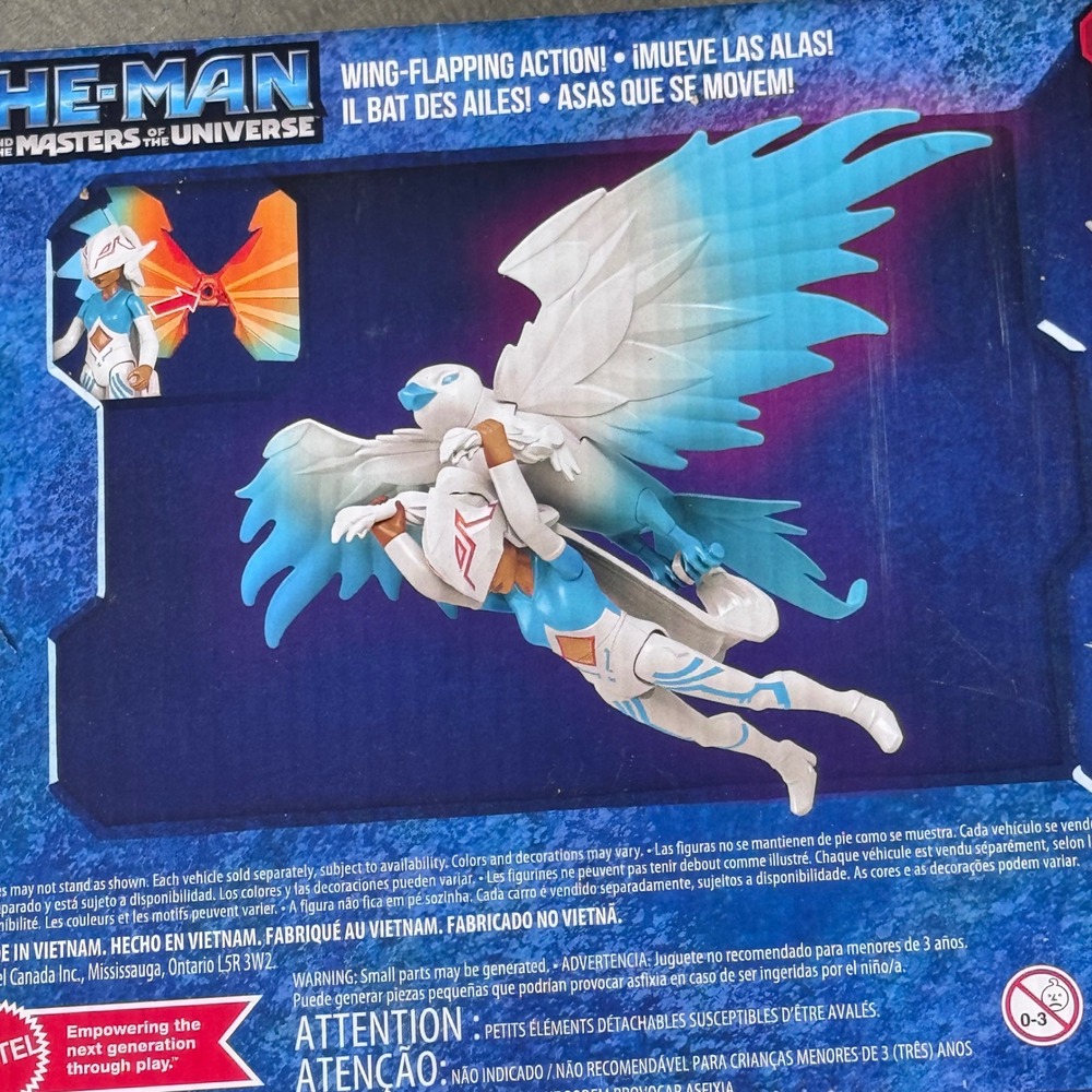 HeMan Masters of the Universe Sorceress Cosmic Falcon Power Attack Action Figure - Picture 5 of 5